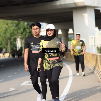 Runner Photo 6384247