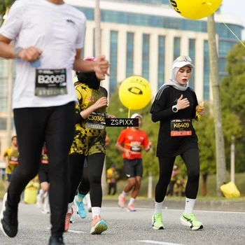 Runner Photo 6384262