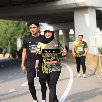 Runner Photo 6384273