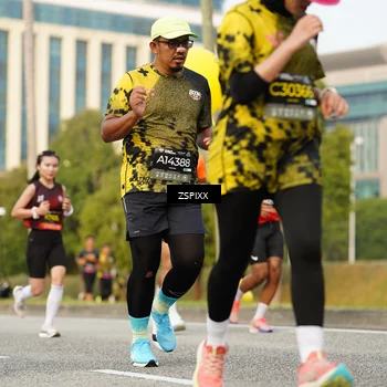 Runner Photo 6384285