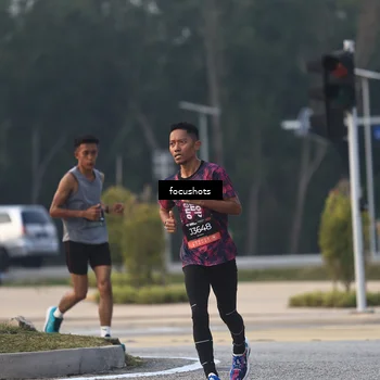 Runner Photo 6384294