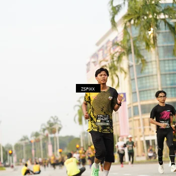 Runner Photo 6384303