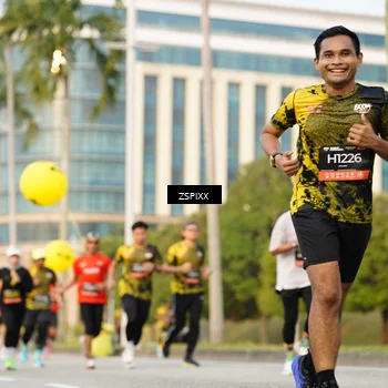 Runner Photo 6384308