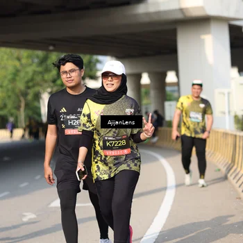 Runner Photo 6384343