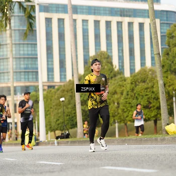 Runner Photo 6384395