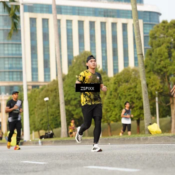 Runner Photo 6384441