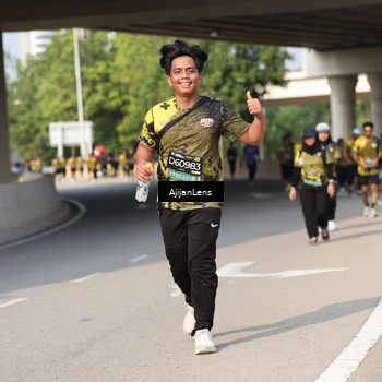 Runner Photo 6384542
