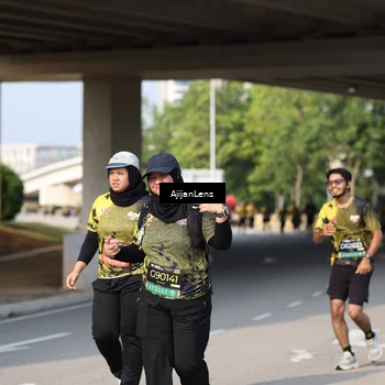 Runner Photo 6384567