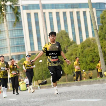 Runner Photo 6384621