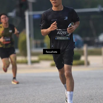 Runner Photo 6384669