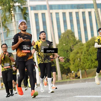 Runner Photo 6384680