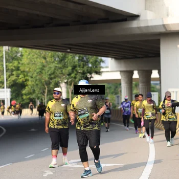 Runner Photo 6384684
