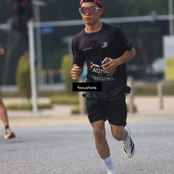 Runner Photo 6384724
