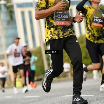 Runner Photo 6384732