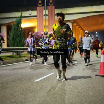 Runner Photo 6384740