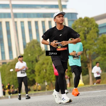 Runner Photo 6384786