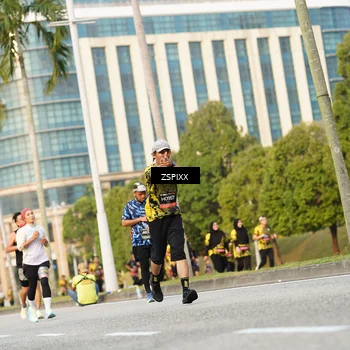 Runner Photo 6384807