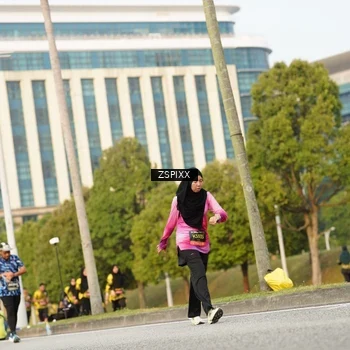 Runner Photo 6384844