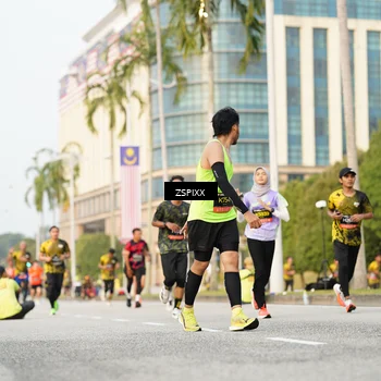 Runner Photo 6384869