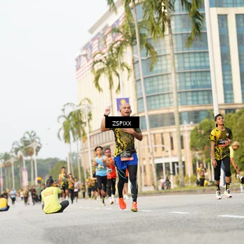 Runner Photo 6384904