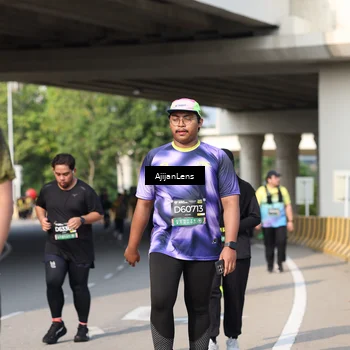Runner Photo 6384929