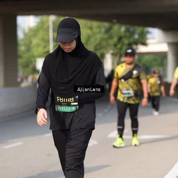 Runner Photo 6385024