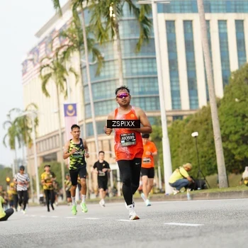 Runner Photo 6385035