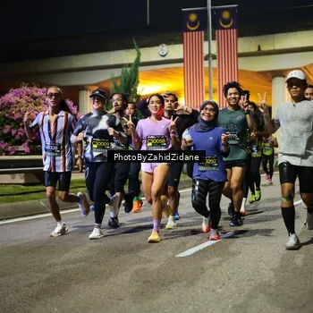 Runner Photo 6385036