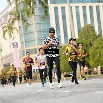 Runner Photo 6385090