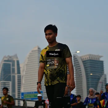 Runner Photo 6385124