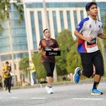 Runner Photo 6385143