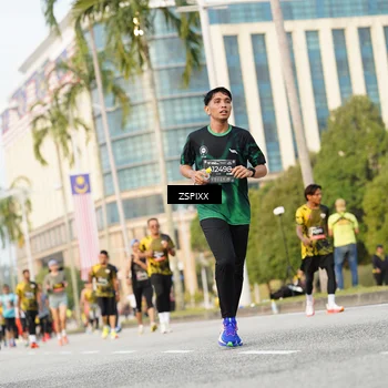 Runner Photo 6385182