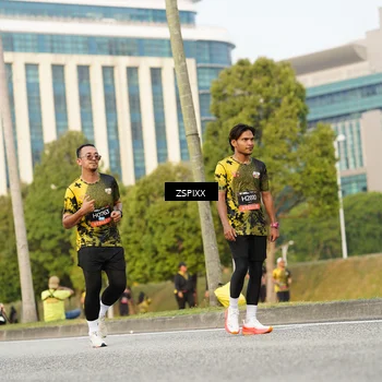 Runner Photo 6385231