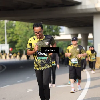 Runner Photo 6385260