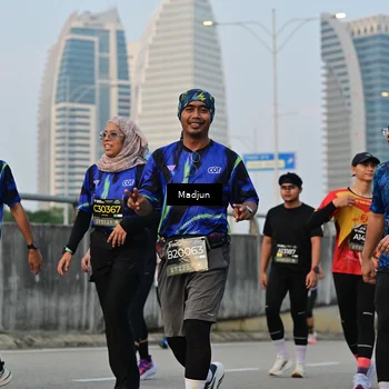 Runner Photo 6385289