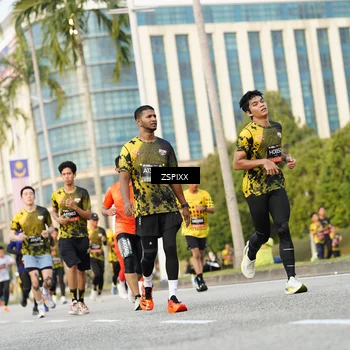Runner Photo 6385295