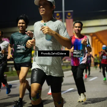 Runner Photo 6385385