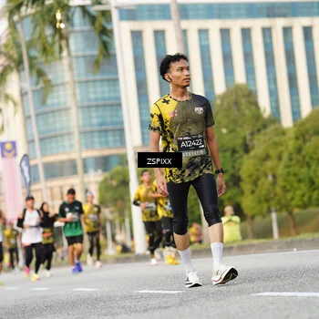Runner Photo 6385399