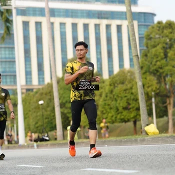 Runner Photo 6385400