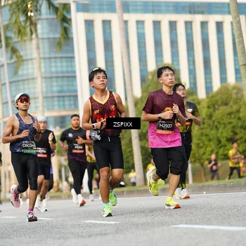 Runner Photo 6385443