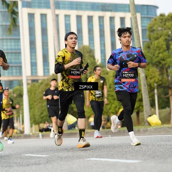 Runner Photo 6385479