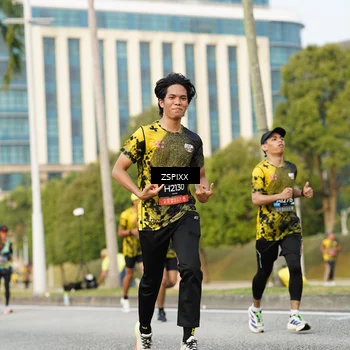Runner Photo 6385537