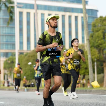 Runner Photo 6385593