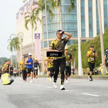 Runner Photo 6385609