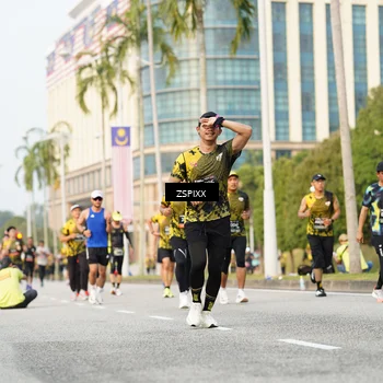 Runner Photo 6385623