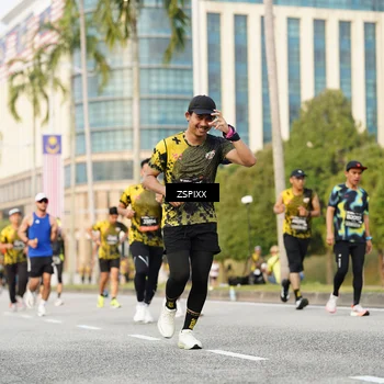 Runner Photo 6385625