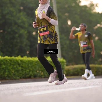 Runner Photo 6385675
