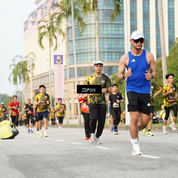Runner Photo 6385716
