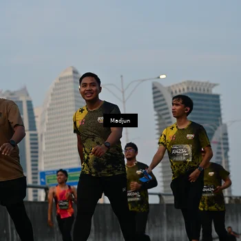 Runner Photo 6385722