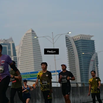 Runner Photo 6385741